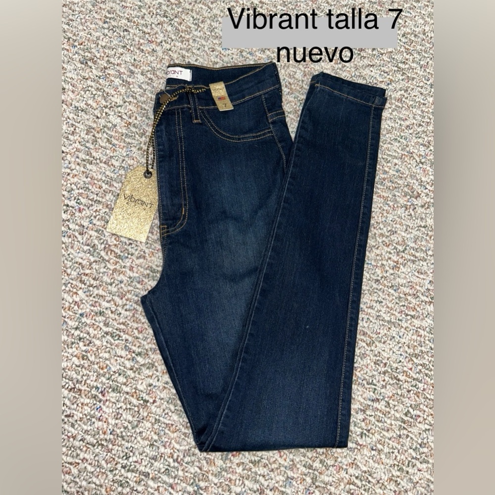 Vibrant Nuevo